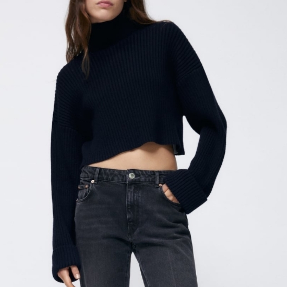 Zara mock neck ribbed sweater